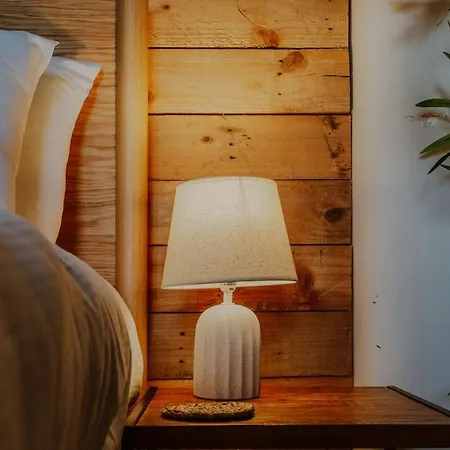 Westbury Collection - The Hideaway